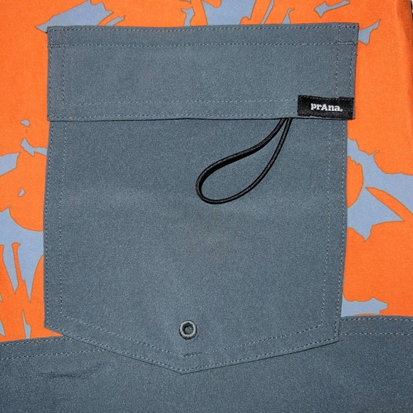 prAna On The Rocks 18.5" Faded Poppy Boardshort Size: 32 - Brand New NWT - Picture 8 of 12